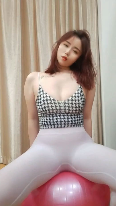 【快手】like娟–顶胯摇臀，2023年最新私拍福利 29V-1.55G